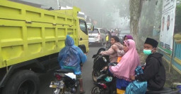 Gunung Semeru Erupsi, Tempat Wisata Bromo tak Terpengaruh