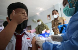 Hujan, Bikin Kalang Kabut Bakul dan Seniman