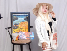 Pandemi, Tetap Kreasikan Tren Fashion Lewat Kaos dan Tote Bag Lukis