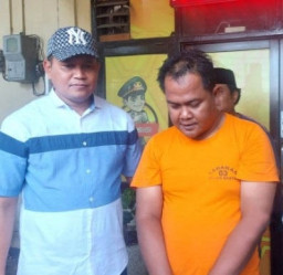 Ngaku Orang Dekat Bupati Gresik, Tipu 100 Pencari Kerja, Raup Rp 400 Juta