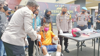 Ingin Nikmati Pijat Plus Gratis, 2 Terapis Dibunuh
