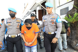 Polrestabes Surabaya Bekuk Kurir Narkoba di Stasiun Malang Kota Lama