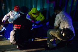 FOTO: Korban Meninggal Dunia di Emperan Toko Kertajaya