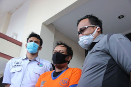 Bawa Sabu Saat Jaga Check Point, PNS Staff Kecamatan Tenggilis Terciduk.