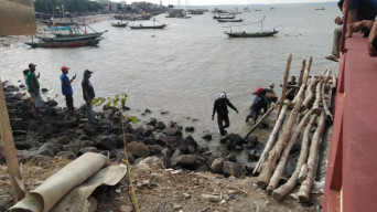 Bocah Sekolah Dasar Ditemukan Tewas Di Pantai Kenjeran Surabaya