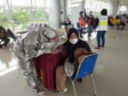 152 PMI Asal Malaysia dan 40 Pekerja Asal Papua di Rapid Test, Satu Reaktif