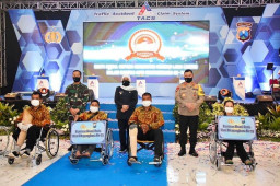 Khofifah Apresiasi Inovasi Aplikasi T.A.C.S Besutan Polda Jatim