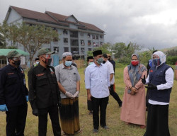 Khofifah: Orang Yang Terpapar Covid-19 Bukan Aib