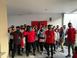 TMP Surabaya Rapatkan Barisan di Kantor DPC PDI-P Surabaya
