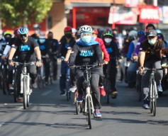 Kunjungi Malang, Khofifah Gowes Bareng dan Tinjau Calon Rumah Sakit Darurat