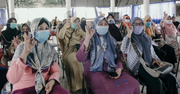 Muslimat Buduran Bulat untuk Kelana-Dwi Astutik