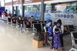 PT KAI Daop 8 Surabaya Terima Safe Guard Label SIBV