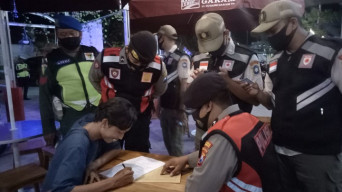 Pastikan Prokes Dijalankan, Operasi Masker Terus Dilakukan