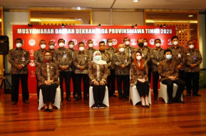 Khofifah Dorong Pemasaran Produk dengan Platform Online