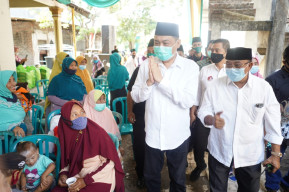 Kelana Beri Motivasi Peserta Khitan Massal Cangkringsari