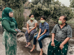 Cawabup Dwi Astutik Sambangi Korban Bencana Puting Beliung