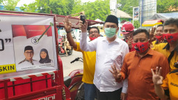 Brandweer Darjo Wujud Keperdulian Kelana-Astutik Kepada Warga Desa