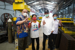 Pelaku Industri Sidoarjo Pilih Kelana Astutik