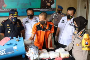 Kronologi Penggerebekan Sabu 7 kg