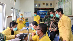 236 Nakes di Lamongan Batal Divaksin