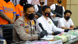 Ditreskoba Polda Jatim Bekuk Kurir Sabu Seberat 6 Kilogram Lebih, Dengan Du