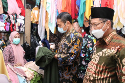 Sektor UMKM Jadi Perhatian Bupati Lamongan untuk Pulihkan Ekonomi