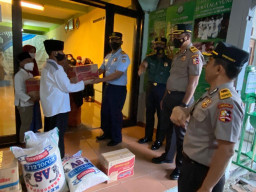 Serdik Sespimti Dikreg 30, Peduli Lingkungan Bantu Ponpes Dan Yatim Piatu