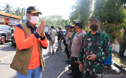 Kepala BNPB dan Forkompimda Jatim Tinjau Korban Gempa di Malang