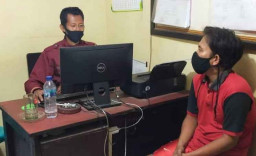 Maling Motor Dimassa Usai Minta Tolong Tetangga Korban