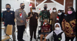 Polres Blitar Kota bersama Forkopimda Gelar Vaksinasi Merdeka Semeru kepada para Difabel