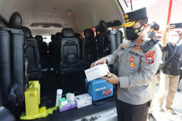 Hubungi 110, Mobil Vaksinasi Keliling Respon Cepat Sasar Warga yang Belum Vaksin untuk Capai Herd Immunty