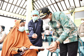 Suntikan 33 Ribu Dosis Vaksin Moderna untuk Masyarakat Sidoarjo