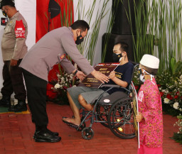 Kapolri Apresiasi Akpol 93, Bentuk Nyata Baksos Peduli Masyarakat Saat Pandemi Covid 19