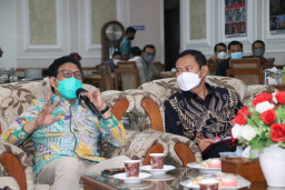 Gus Menteri ke Lamongan Bincangkan Penanggulangan Kemiskinan Ekstrem