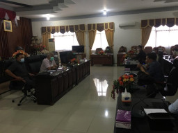 Desak Izin Operasi, Pengelola Karaoke Wadul ke DPRD Kota Mojokerto