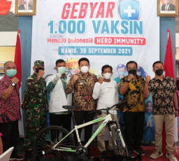 Rangsang Antusias Warga, Vaksinasi di Sidoarjo Berhadiah Pulsa Internet Sampai Sepeda Gunung