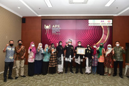 Mampu Menyetarakan Keadilan Gender, Lamongan Terima APE