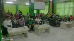 Yayasan Akui Rektor Unisla Kaya Inisiatif dan Bawa Kemajuan