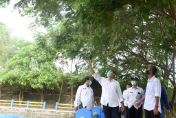 Peringatan Hari Pohon Sedunia, Wali Kota Kediri Ajak Masyarakat Menjaga Kelestarian Lingkungan