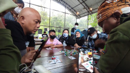 Komunitas Konservasi Elang Jawa Gelar Playtest Game Board Eagle Dance