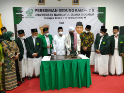 Rais Aam PB NU Resmikan Gedung Kampus II UNUSIDA