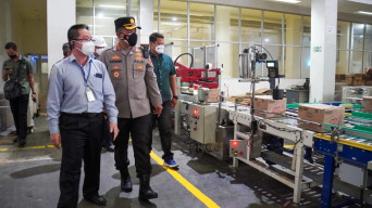 Sidak Pabrik, Kapolresta Sidoarjo Cek Stok Minyak Goreng