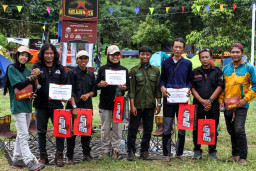 Semanggi Alas Satukan Komunitas Pendaki Jatim di Bukit Krapyak Mojokerto
