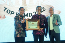 Raih TOP BUMD 2022, Bank Jatim The Best BPD JBMI 2