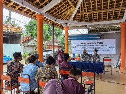 Dukung Kemandirian dan Peningkatan Ekonomi, PLN Beri Bantuan kepada Kelompok Disabilitas Naeema