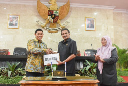DPRD Kota Kediri Setujui Raperda Pengelolaan BMD dan Pengarusutamaan Gender Dalam Pembangunan