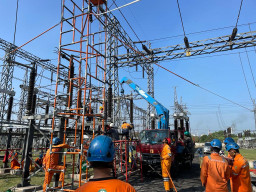 Komitmen Penyaluran Listrik, Pemeliharaan Trafo GI Driyorejo Sajikan Listrik Andal Bagi Konsumen Tegangan Tinggi