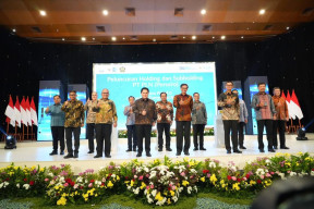 4 Sub Holding Diumumkan Menteri BUMN, PLN Jadi Perusahaan Energi Berbasis Teknologi Menyambut Masa Depan