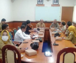 Tim Satgas Penanganan Rokok Ilegal Kabupaten Sampang Gelar Rapat Koordinasi