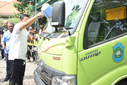 DLH Lamongan Tambah 1 Unit Dump Truk, Percepat Angkut Sampah